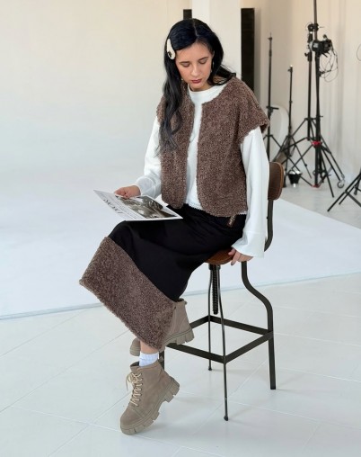 Юбка-миди с акцентным декором - барашек