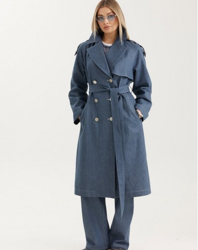 Плащ женский из синего денима