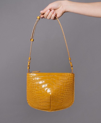 Женская сумка бренда Panaskin PIRAMID в желтом горчичном цвете 