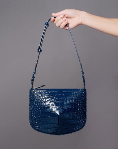 Женская сумка бренда Panaskin PIRAMID в синем цвете 