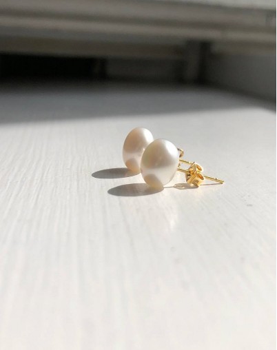 Серьги-гвоздики "White Pearl"